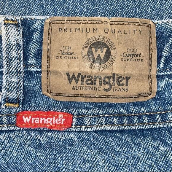Wrangler light Blue Jeans Regular Fit size 38 x 30 pockets belt loop casual - Picture 8 of 13